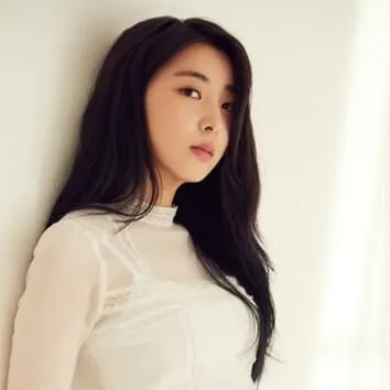 Kwon So Hyun (권소현)
