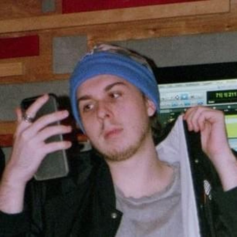 Larry Loudpack