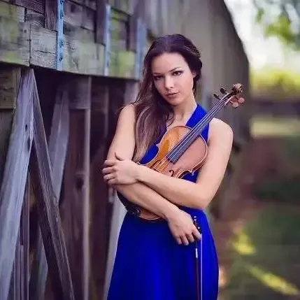 Lauren Conklin