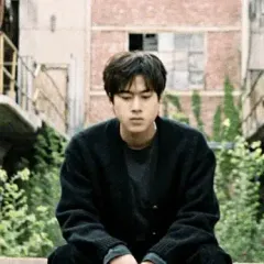 Lee Mujin (이무진)