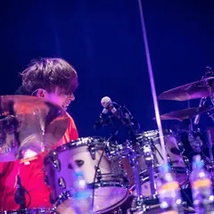 裕木レオン (Leon Yuki)