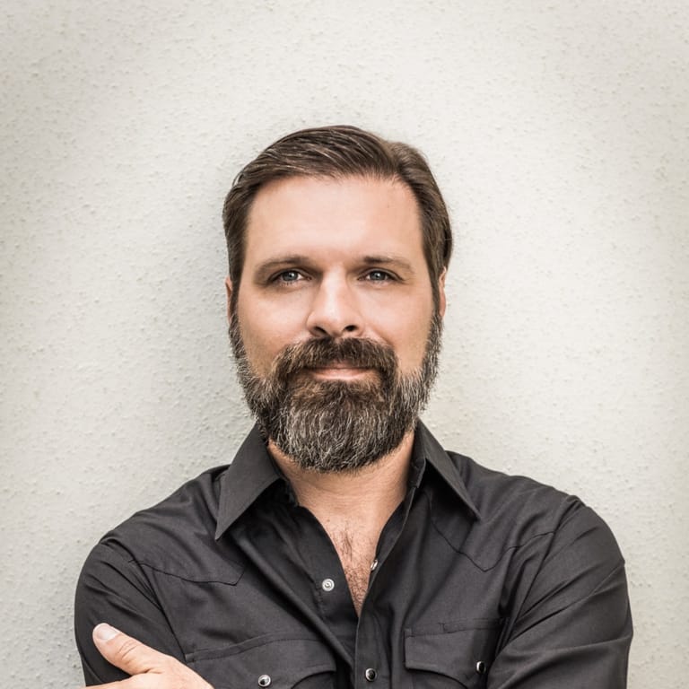 Mac Powell