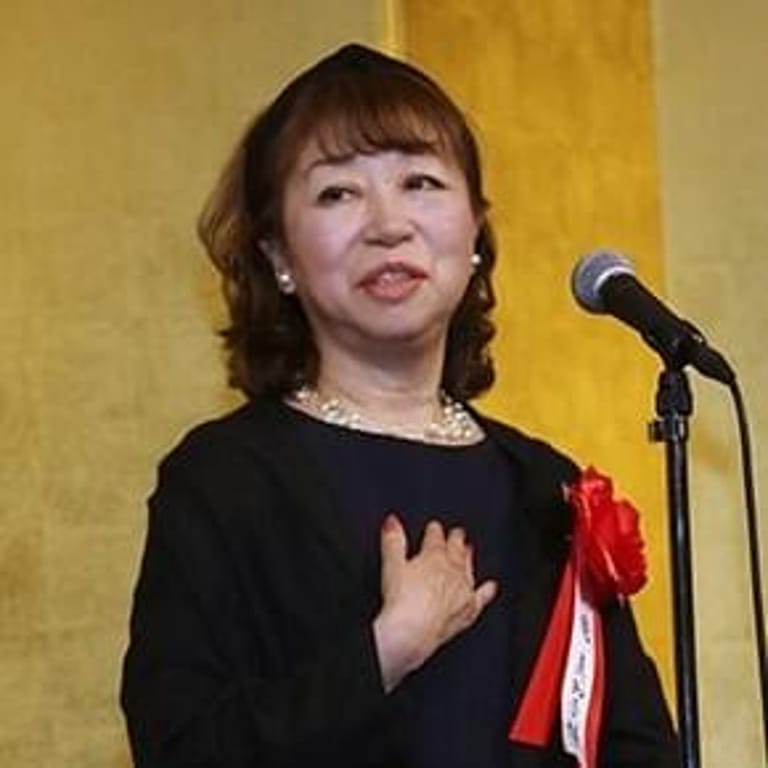 竜真知子 (Machiko Ryu)