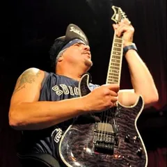 Mike Clark (Guitarist)