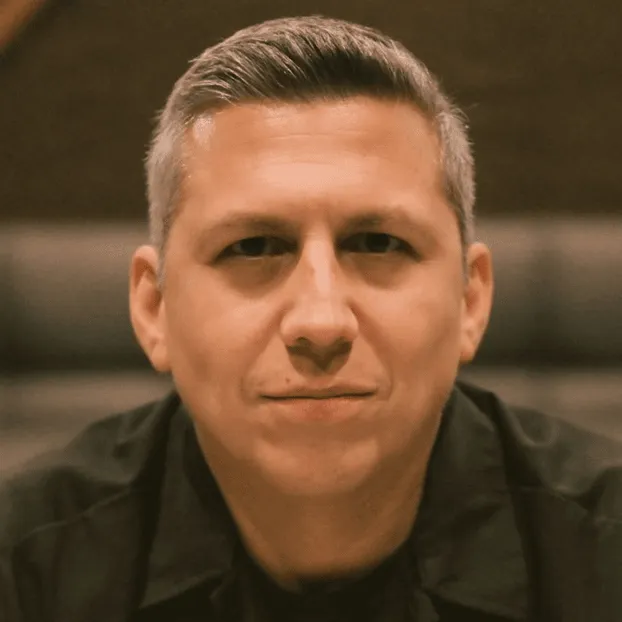 Mike Elizondo