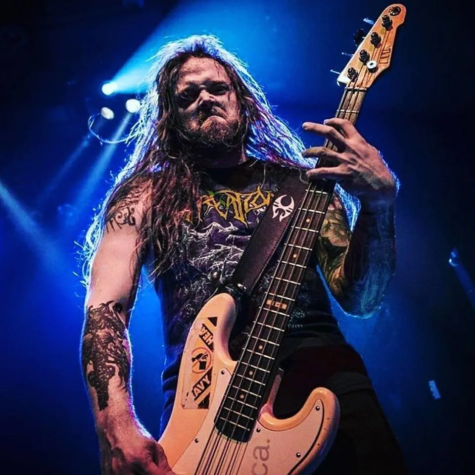 Mike Leon | Credits | Dork