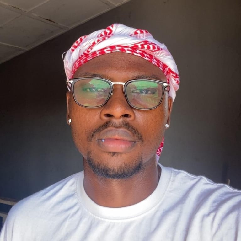 Mofeez!