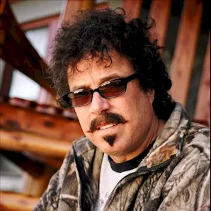 Monty Holmes