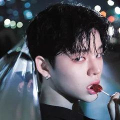 MUN JUNGHYUN (EVNNE)