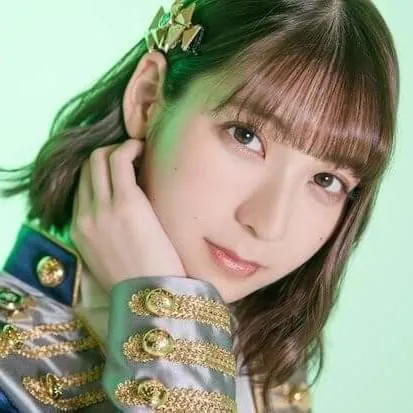 松岡 菜摘 (Natsumi Matsuoka)