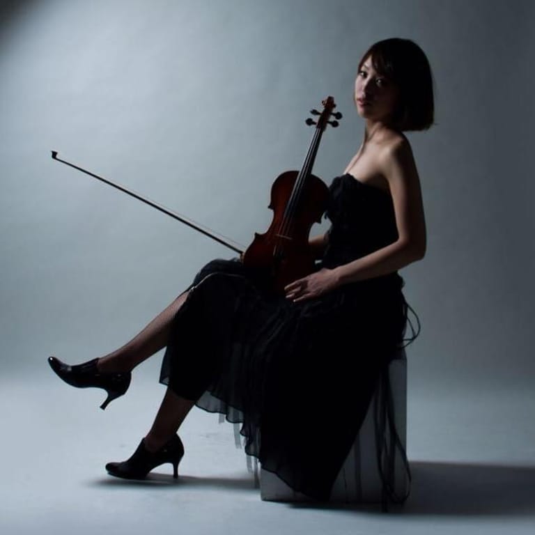 沖増菜摘 (Natsumi Okimasu)