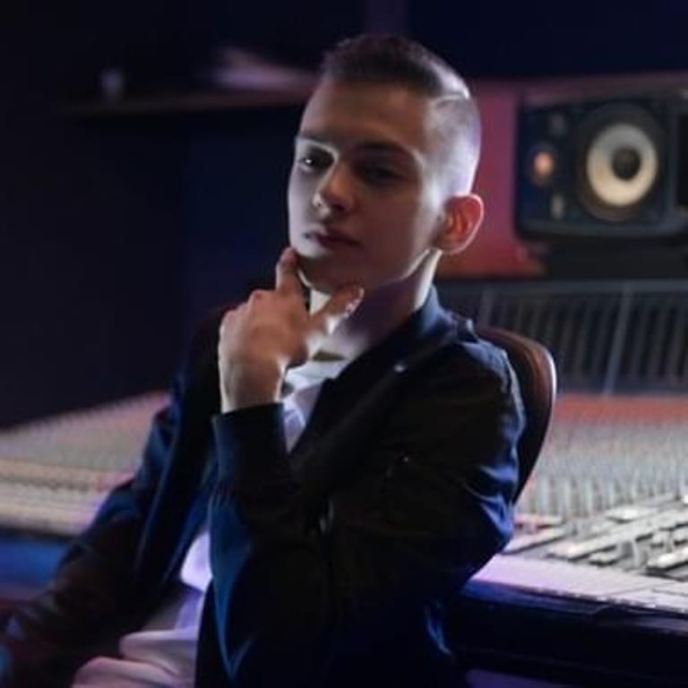 Nik Tretiakov