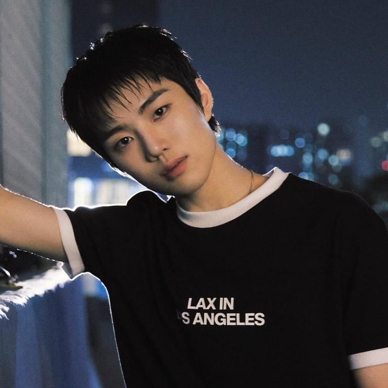 PARK JIHOO (EVNNE)