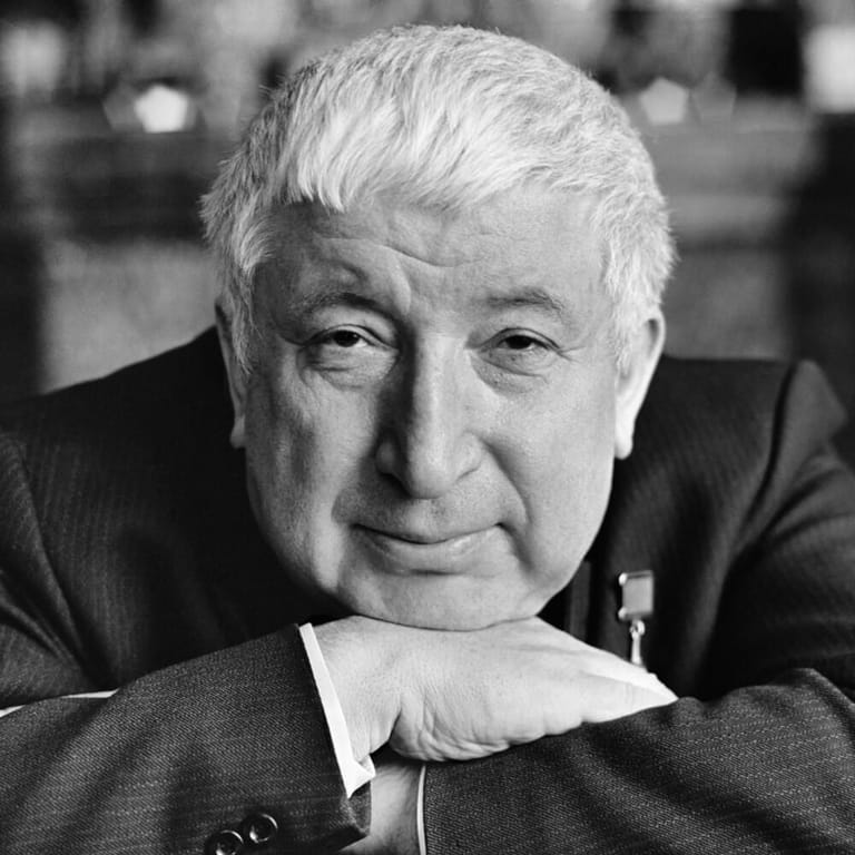 Расул Гамзатов (Rasul Gamzatov)