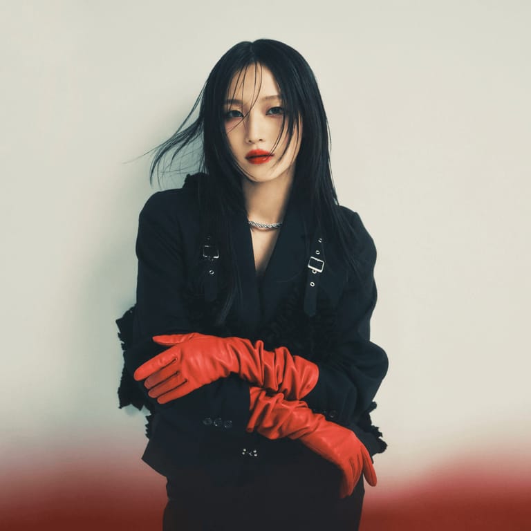 鞘師里保 (Riho Sayashi)