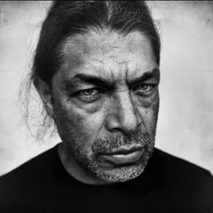 Robert Trujillo