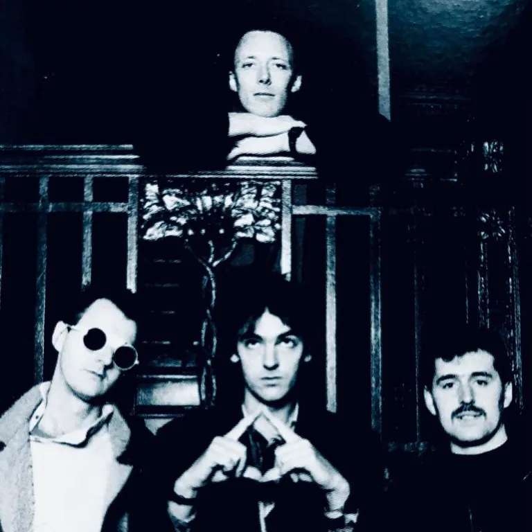 Robyn Hitchcock & The Egyptians