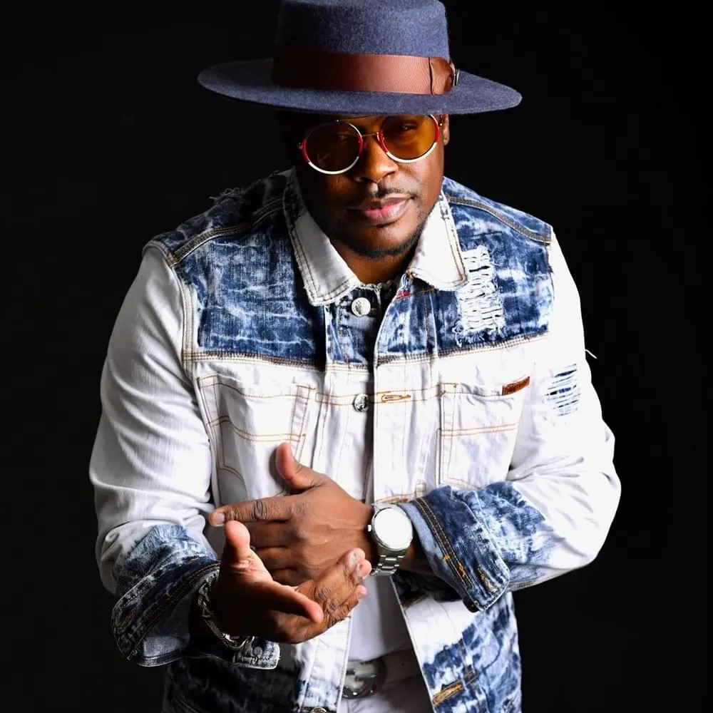 Roi Chip Anthony