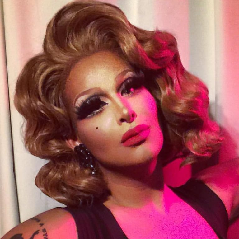 Roxxxy Andrews