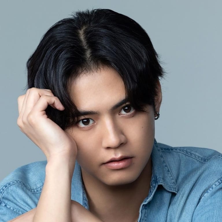 片寄涼太 (Ryota Katayose)