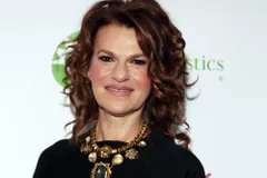 Sandra Bernhard