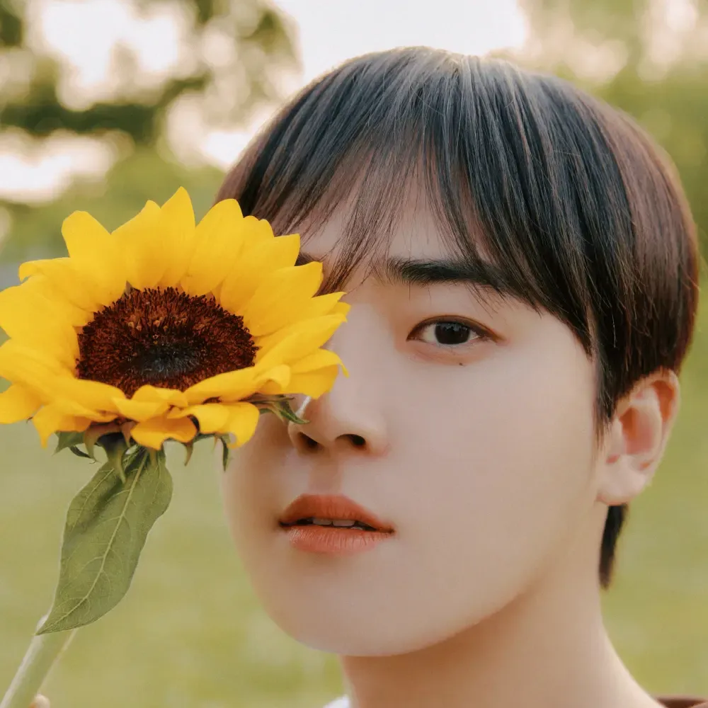 SEUNG MIN (Golden Child)