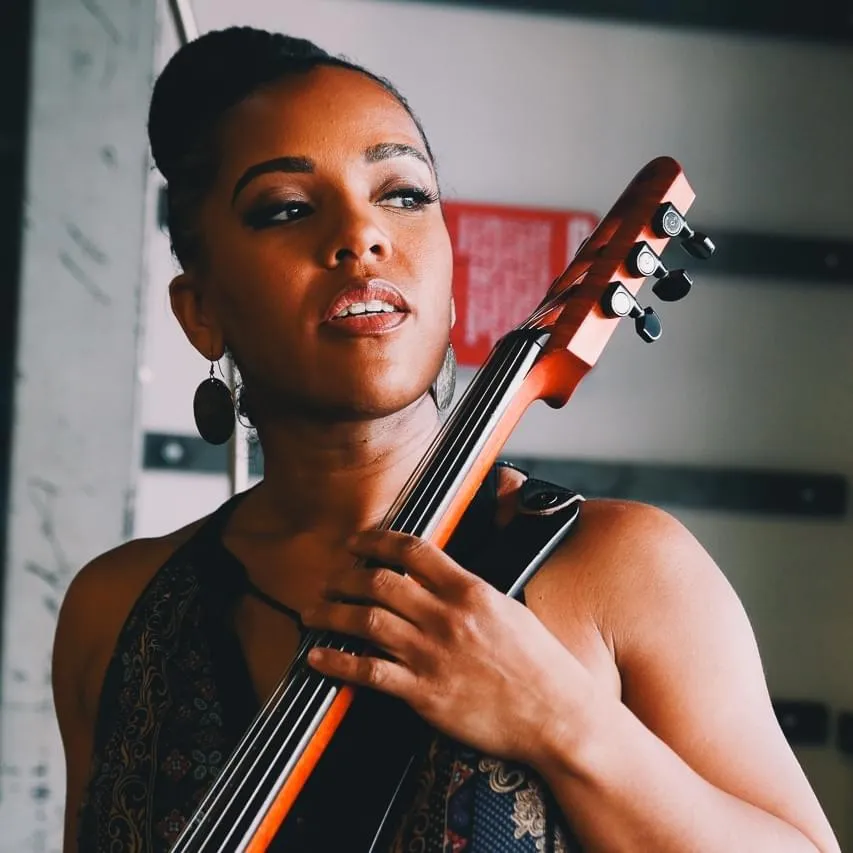 Shana Tucker