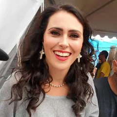 Sharon den Adel