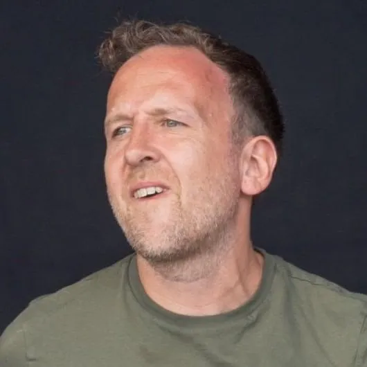 Simon Lea