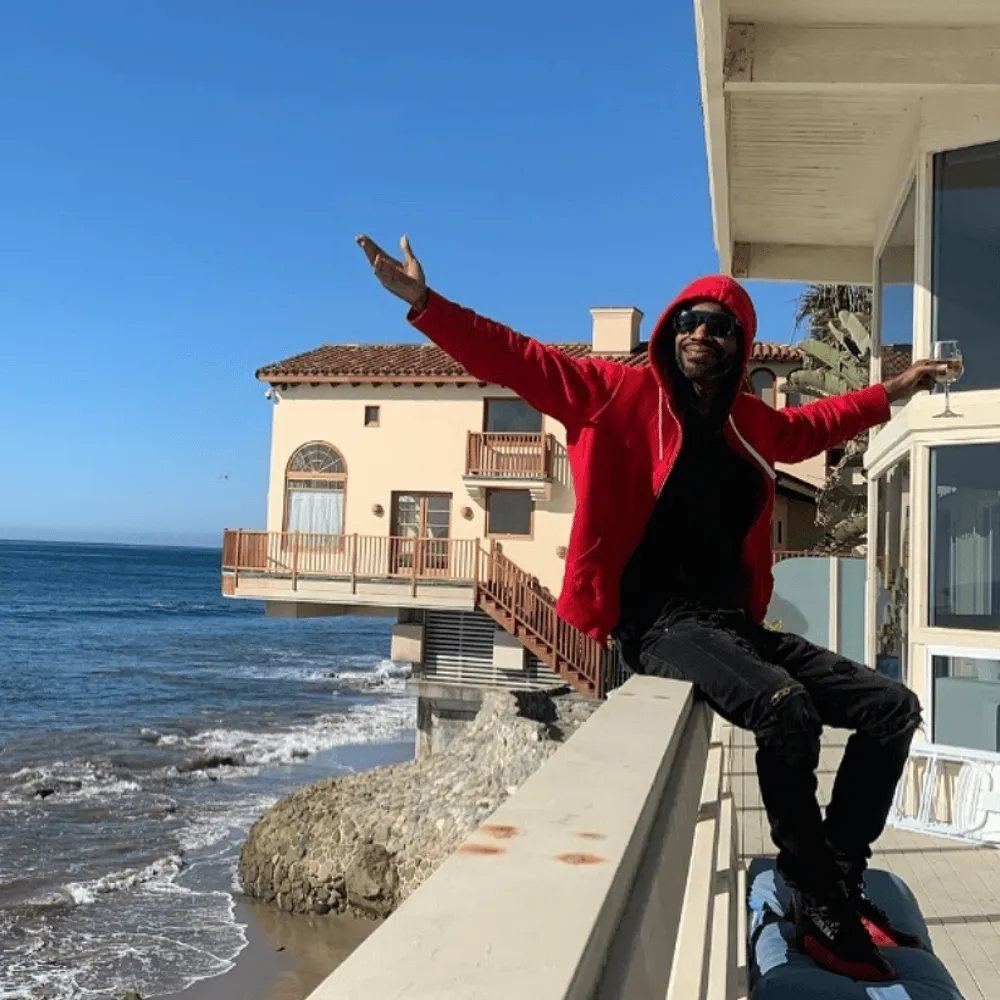 Skeez (writer)