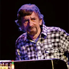 Spooner Oldham