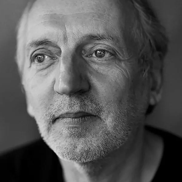 Stephen Lipson