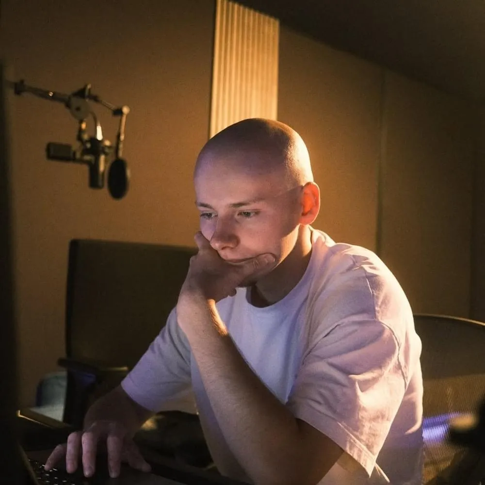STXRM808