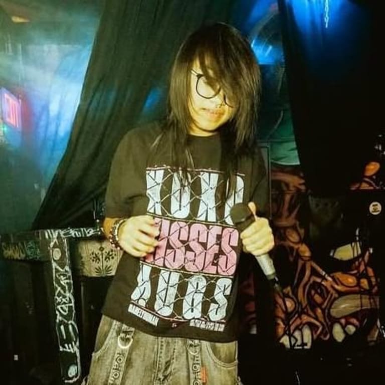 SUICIDAL-IDOL