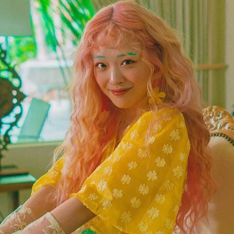 SULLI (설리)