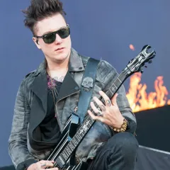 Synyster Gates