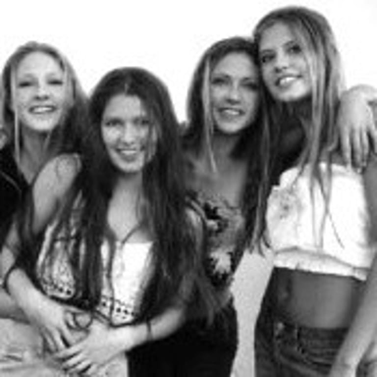 The Beu Sisters