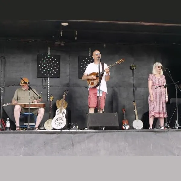 The Harvesters | Credits | Dork