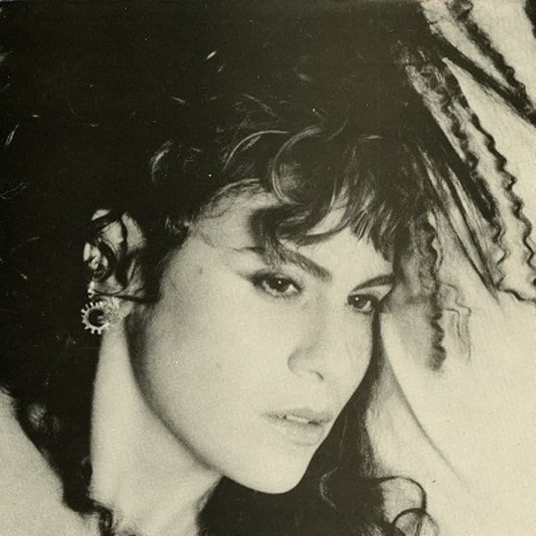 Tina B.