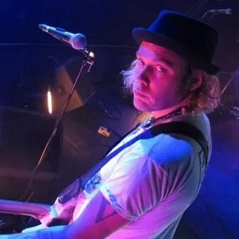 Tom Edwards
