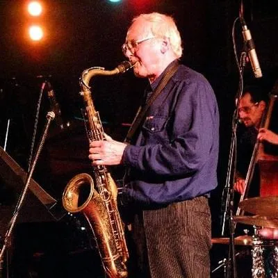 Tony Roberts