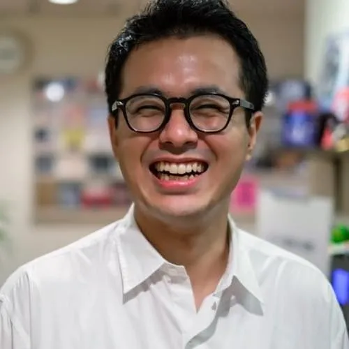 渡邉俊彦 (Toshihiko Watanabe)