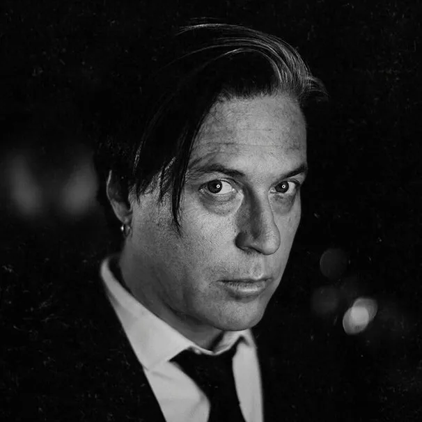 Troy Van Leeuwen