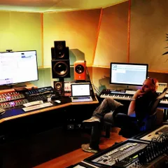 TrueBusyness Studios Berlin