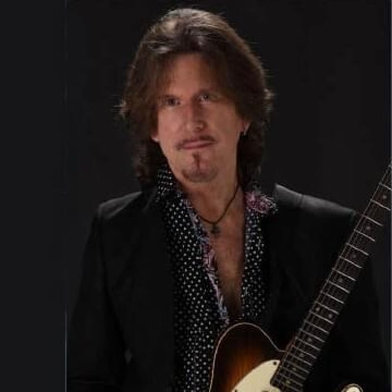 Wayne Hood