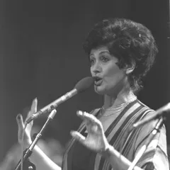 Yaffa Yarkoni - יפה ירקוני