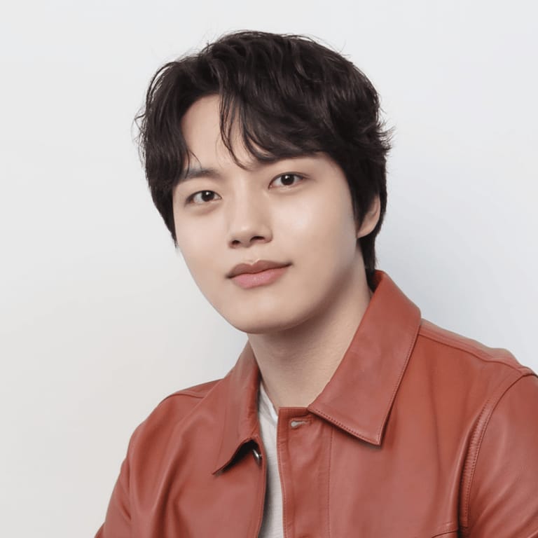 Yeo Jin Goo (여진구)
