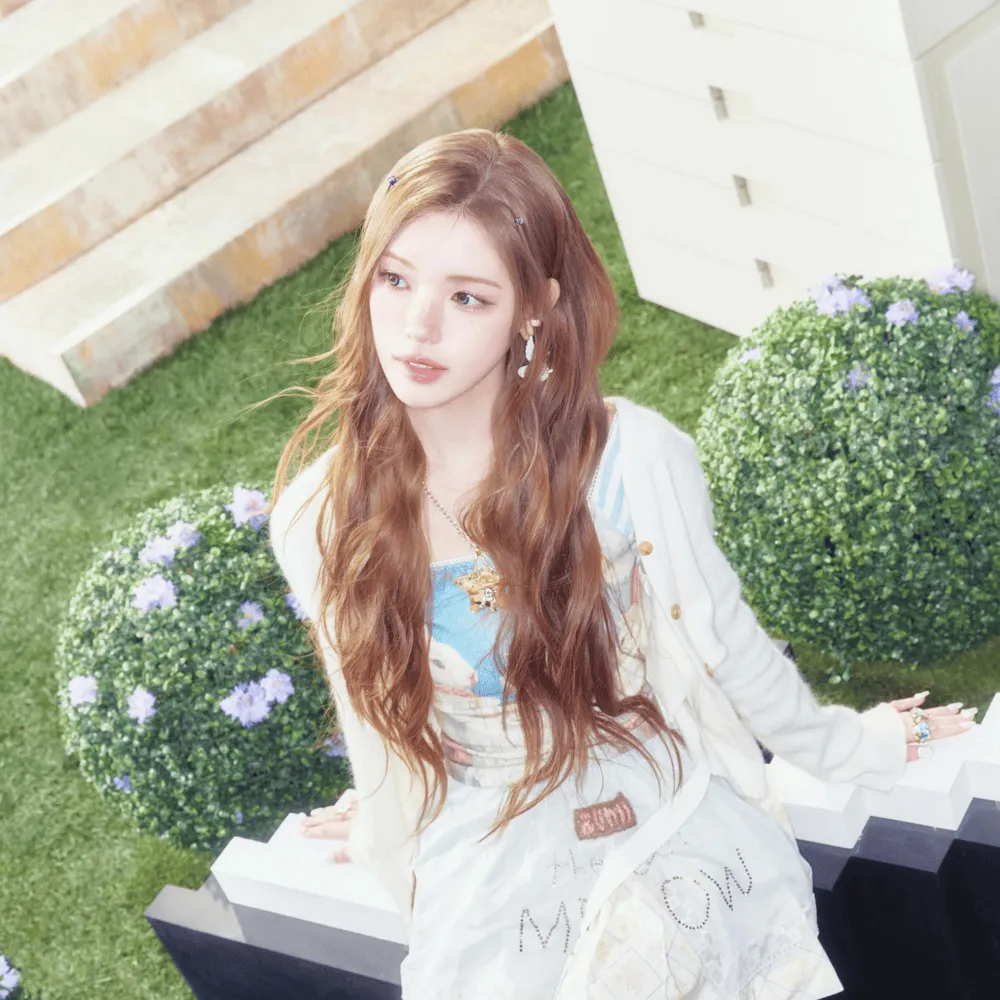 YUHA (Hearts2Hearts)