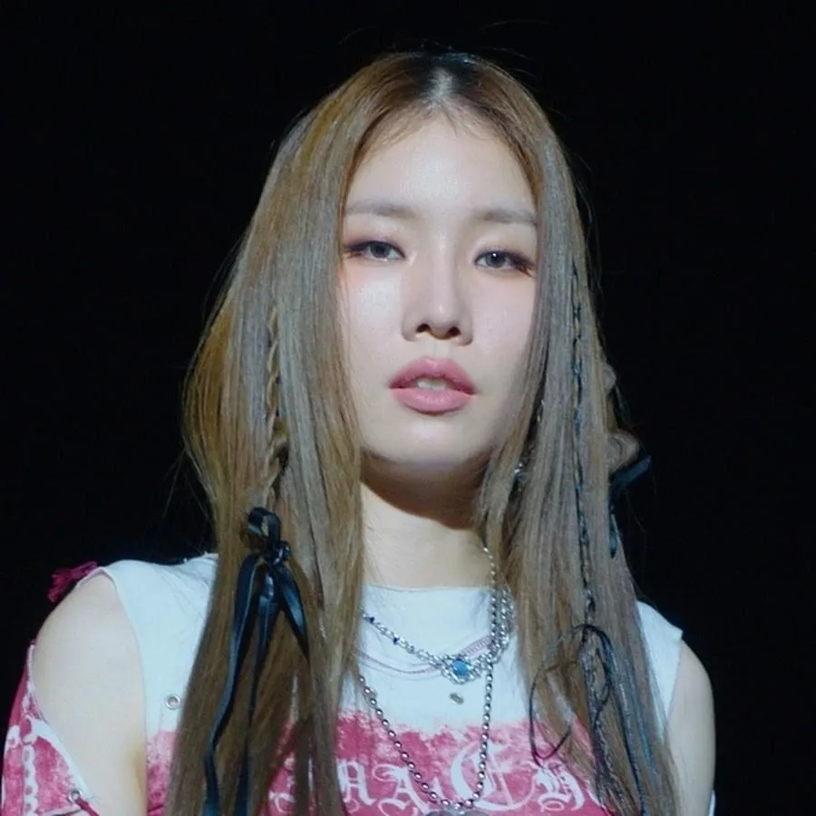 YUNHWAY (윤훼이)