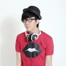 赵靖 (Zhao Jing)